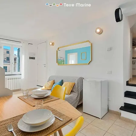 Eco Nella Roccia Apartment Vernazza