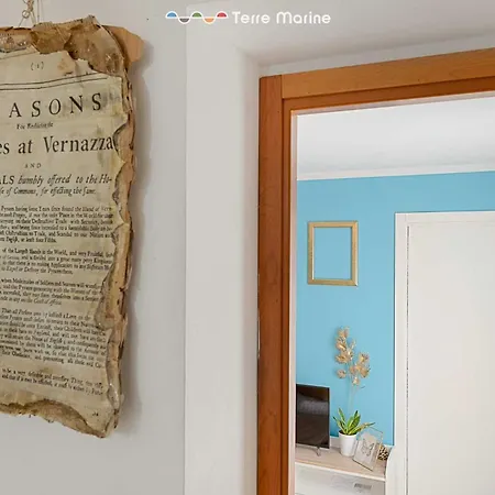 Eco Nella Roccia * Vernazza